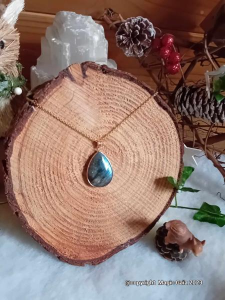 Pendentif goutte labradorite