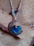 Pendentif coeur labradorite sur la lune créée par Magic Gaïa