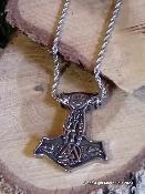 Pendentif   marteau de Thor