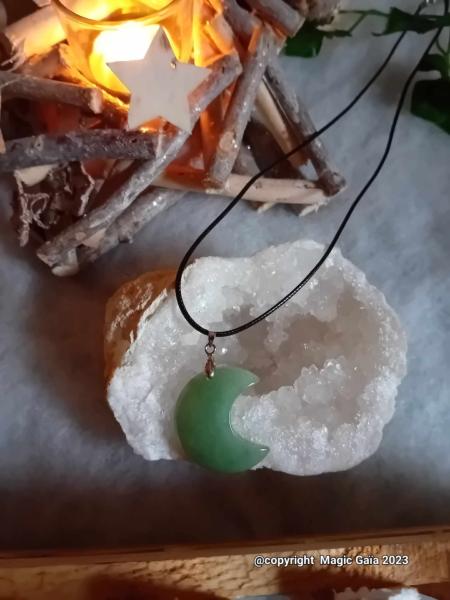 Pendentif lune Aventurine Verte