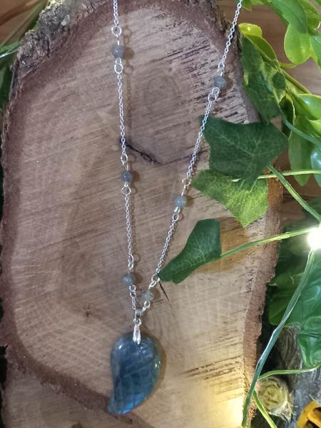 Pendentif labradorite aile d'ange créée par Magic Gaïa 