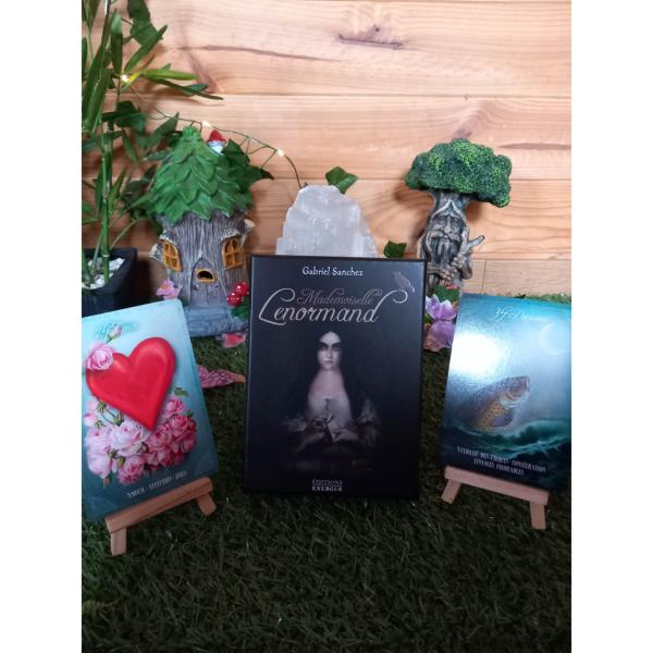 L'oracle Mademoiselle Lenormand