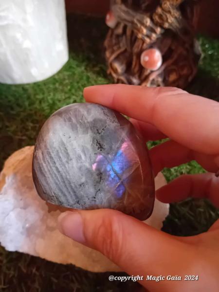 Labradorite ( forme libre ) 